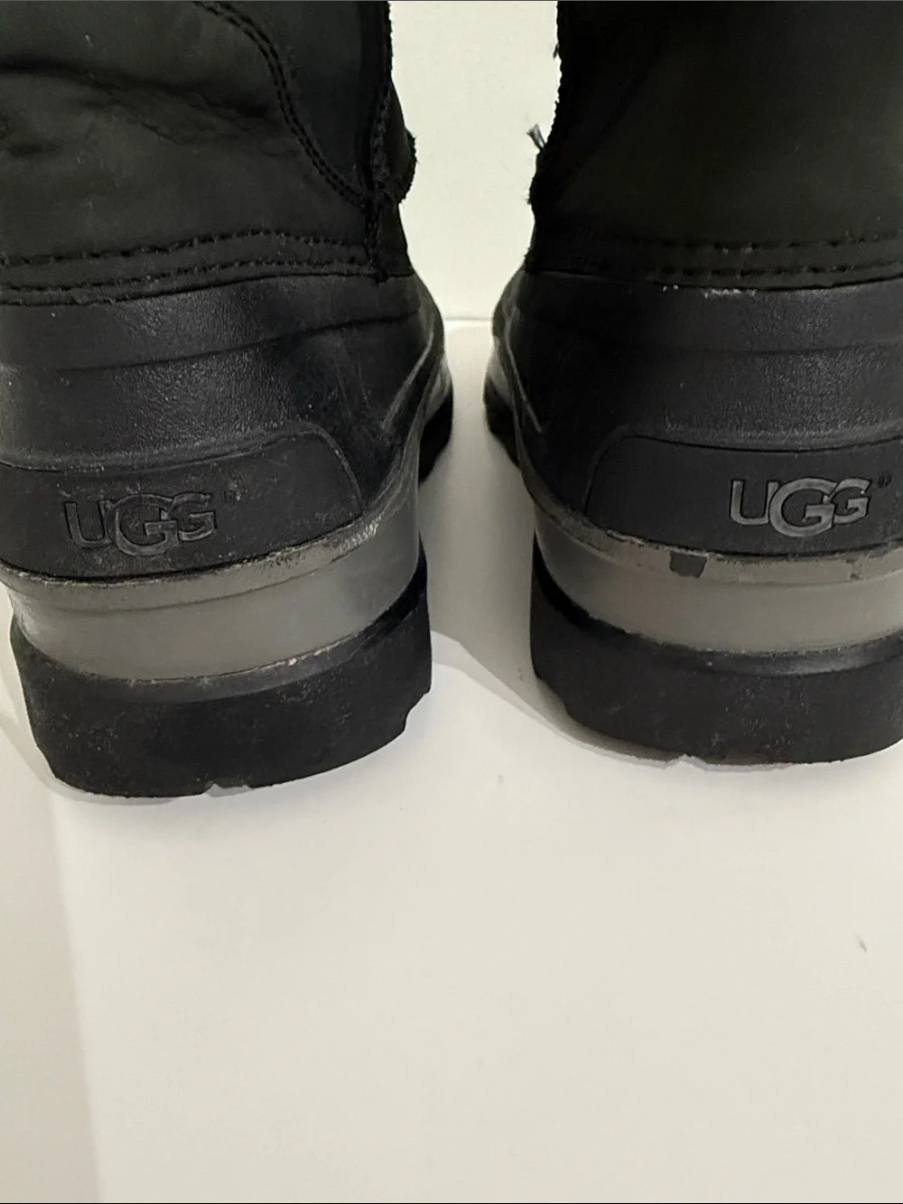 RARE Ugg Australia Pueblo Boots Mens Size 9 Shearling Lined Waterproof
